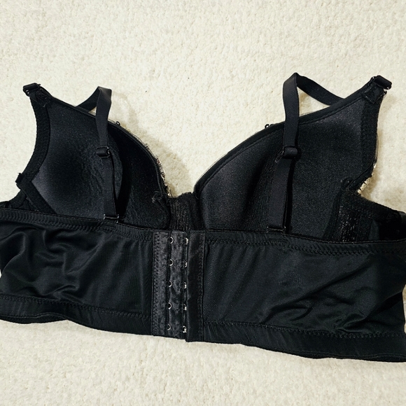 Bralette with rhinestones - Picture 2 of 3